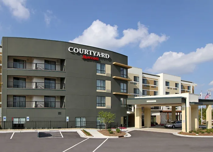 Courtyard By Marriott Raleigh North/Triangle Town Center