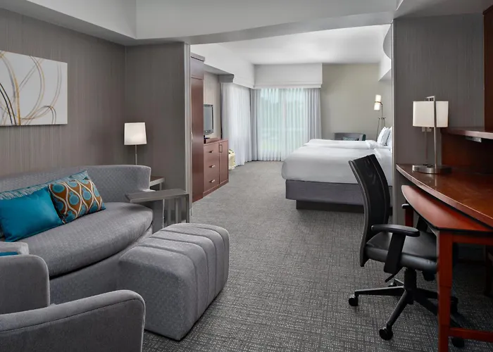 Courtyard By Marriott Raleigh North/Triangle Town Center